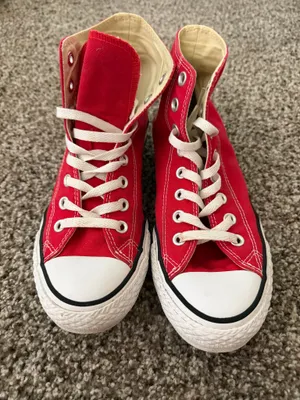High-Top Converse thumbnail 1
