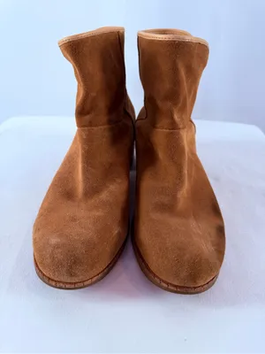 Ugg Darling Suede Pull‎ On Ankle Boot in Brown Size 9 thumbnail 3