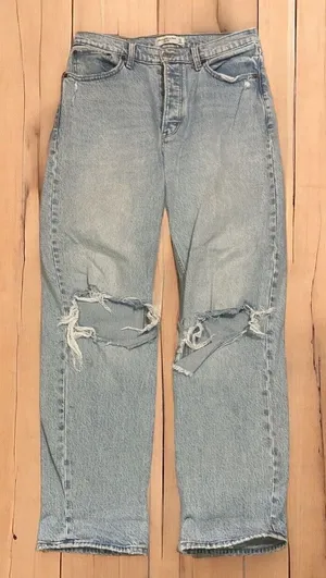 Abercrombie The Dad High Rise Distressed Light Wash Jeans Women 27/4 EUC thumbnail 1