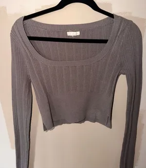 LA Hearts Sweater thumbnail 1