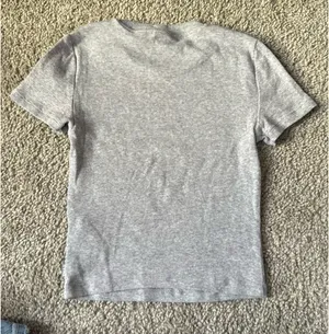 TNA Ribbed Waist Aritzia T-Shirt thumbnail 2