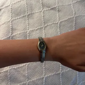 Vintage Silver & Navy Quartz Bracelet Watch thumbnail 2