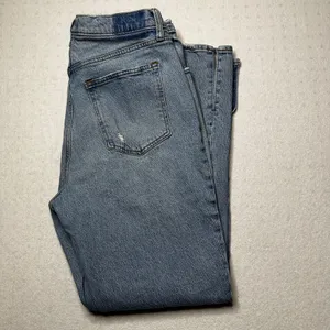 Abercrombie & Fitch 90s Straight Ultra High Rise Jeans Women’s Light Wash thumbnail 2
