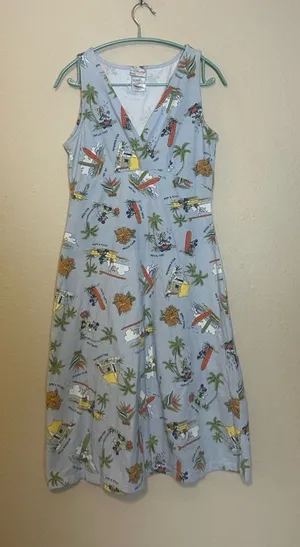 Disney Shopping Vintage Tiki Hawaiian Print Surplice Dress Mickey Minnie‎ Medium thumbnail 1