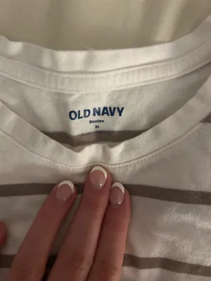 Old Navy Bestee Tee thumbnail 2