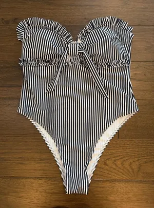 SHEIN Black & White Striped Women’s ' One-Piece Swimsuit Size Large - C45-055 thumbnail 1