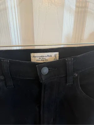 Abercrombie & Fitch The Flare Ultra High Rise Black Size 4R thumbnail 4