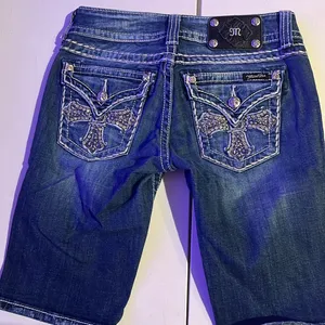 Miss Me Dark Blue Bermuda Jean Shorts size 26 thumbnail 7