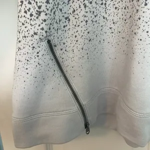 Calia by Carrie Underwood Sweatshirt thumbnail 3