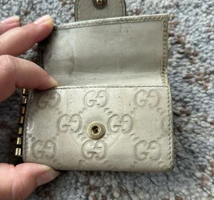 GUCCI Heart Leather Embossed 6 Key Holder Guccissima Beige Gold thumbnail 3