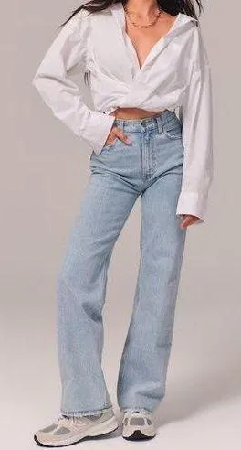 Abercrombie The 90s Relaxed Jean High Rise thumbnail 1