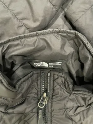 Women’s North Face Jacket Size Large thumbnail 8