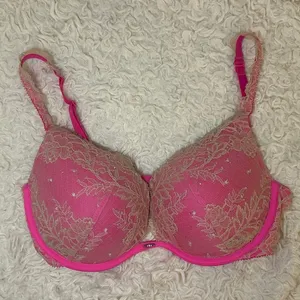 Victoria's Secret Push Up Bra Dream Angels 34DD Pink thumbnail 1