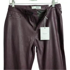NWT KanCan Yoko Mid Rise Faux Leather Bootcut Pants Burgundy Flare Pants 9/28 thumbnail 3