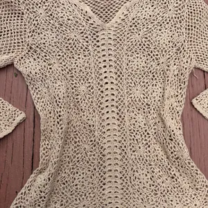 Boho crochet knit top size xs/s lightweight tan colored thumbnail 5