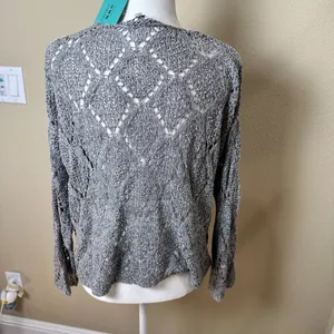 NWT VERTE Boutique Open Weave Crochet Grey Knit Sweater - S/M thumbnail 8
