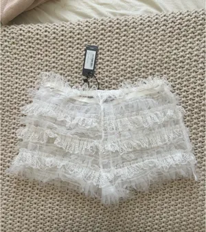 Pretty little thing bloomers thumbnail 2