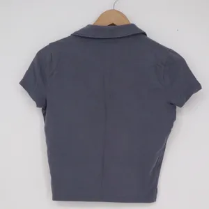 Hollister Must-Have Collection Womens Medium Short Sleeve Polo Shirt Cropped thumbnail 4