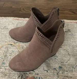 CL by Laundry wedge ankle boots thumbnail 1