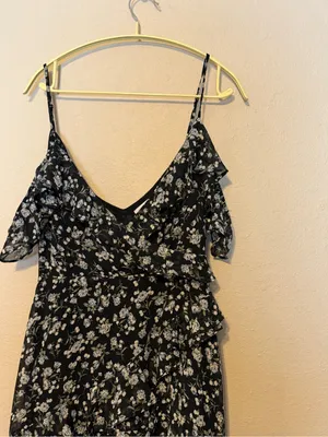 ASTR‎ The Label Floral Print High/Low Tiered Ruffle Maxi Dress Size Small thumbnail 8