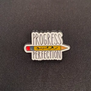 Enamel pin/magnet puts the focus where it helps the most 3FER thumbnail 1