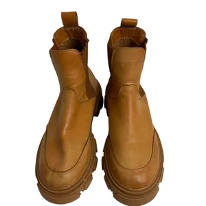 FARM RIO Women's Tan Lug sole Chelsea Boots Size 9 thumbnail 3