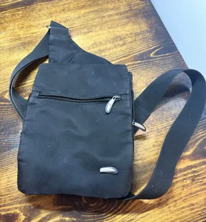 Travelon black sling  bag thumbnail 1