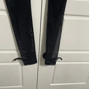 Aloha Island Alo Athletic Leggings Black Patterned Mesh Panels‎ Activewear Workout Pants Med thumbnail 9