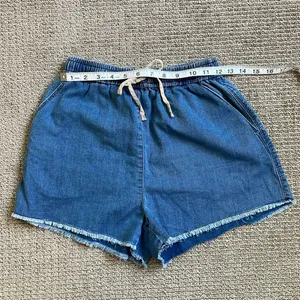 Wilfred Aritzia Denim Baggy Shorts XS - Blue thumbnail 2