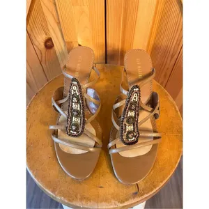 Ann Marino heeled sandal brown strappy leather beads size 9.5M thumbnail 2