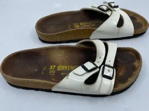 Unisex Birkenstock White Sandals Size: 6 thumbnail 3