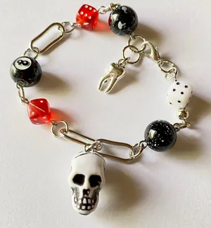 Handmade punk funky goth y2k skull & mix beads unisex chain bracelet🖤💀🤘❤️ thumbnail 1