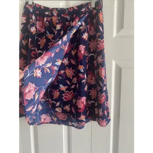 LOFT‎ Floral Faux Wrap Skirt Womens Size M Blue Pink Elastic Waist Garden Summer thumbnail 4