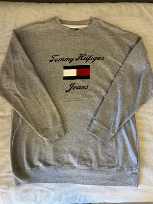 Vintage Tommy Hilfiger Crew Neck thumbnail 1