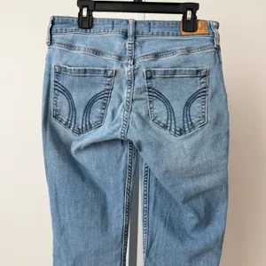 Hollister Low Rise Boot Jeans Light Wash‎ Women Size 4R 27R Classic Stretch thumbnail 7