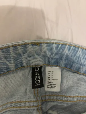 H&M Baggy Jeans thumbnail 4