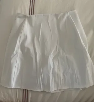 Spanx A White Mini Skirt thumbnail 1