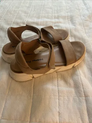Dirty Laundry Tan Suede Platform Sandals with White Sole thumbnail 3