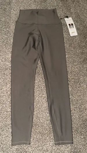 Alo Yoga 7/8 High-Waist Airlift Legging in Olive Brach thumbnail 1