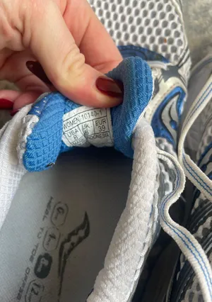 Running Shoe thumbnail 3