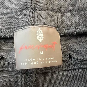 FREE PEOPLE BACK INTO IT JOGGERS! thumbnail 3