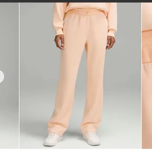 Lululemon Softstreme High-Rise Pants Peach Orange NWT Size 14 thumbnail 3