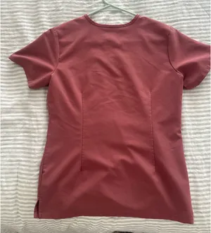 FIGS Catarina One-Pocket Top thumbnail 3
