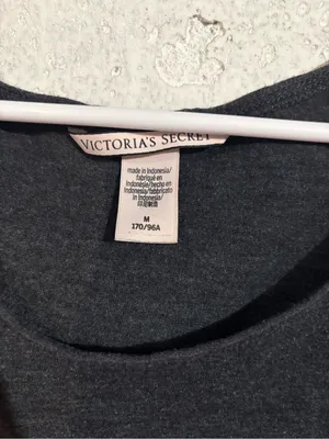 Victoria’s Secret Sleepwear Top | Size: Medium thumbnail 4