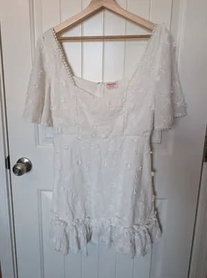 Showpo. Fancy A Spritz Square Neck Floral Mini Dress W8 White/Off White thumbnail 1
