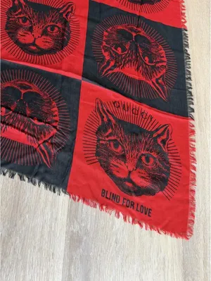 Gucci scarf/shawl thumbnail 2