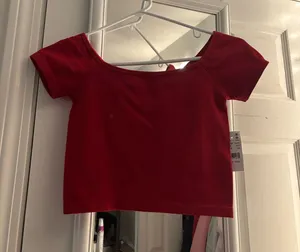 Red ribbed pacsun crop tshirt  thumbnail 1