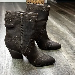 DONALD J. PLINER Vegas Brown Leather Studded Heeled Boots Size 7 thumbnail 2