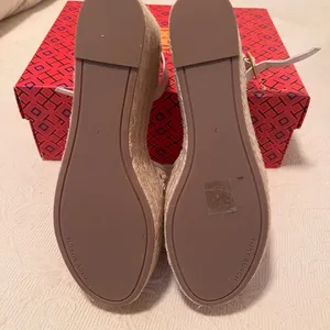 Tory Burch Women's Cream Espadrille Wedge Sandals thumbnail 8