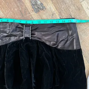 Vintage Scott Mcintosh Black Velvet Rhinestone Bow Midi Skirt thumbnail 10